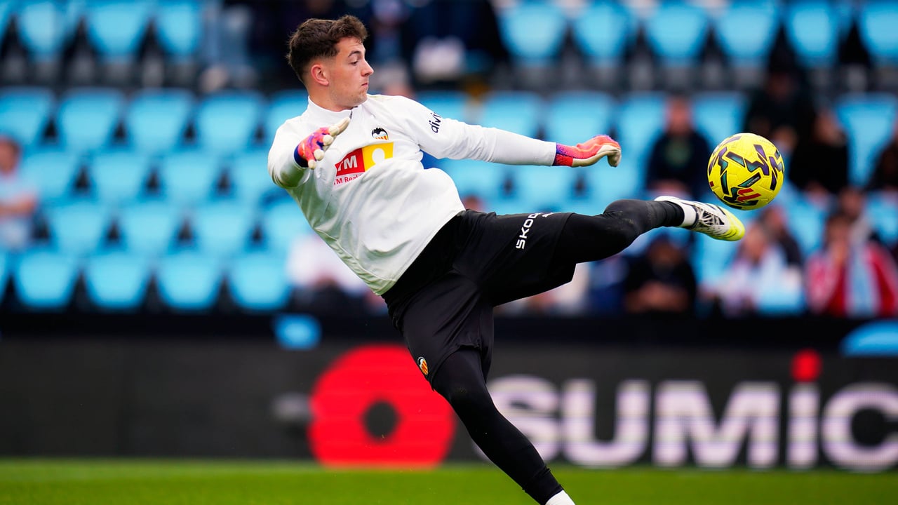 Julen Agirrezabala vuelve a Bilbao en el momento más oportuno
