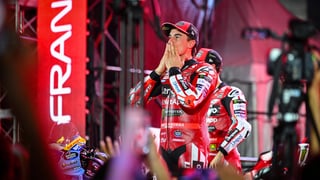 Stoner explica por qué nadie frenó a Marc Márquez: ''Todos le miraban como al jefe final''