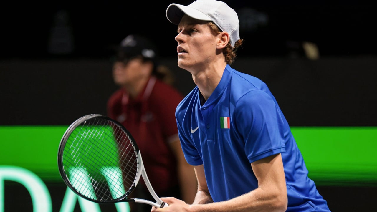 Jannik Sinner saca billete para la revancha ante Djokovic