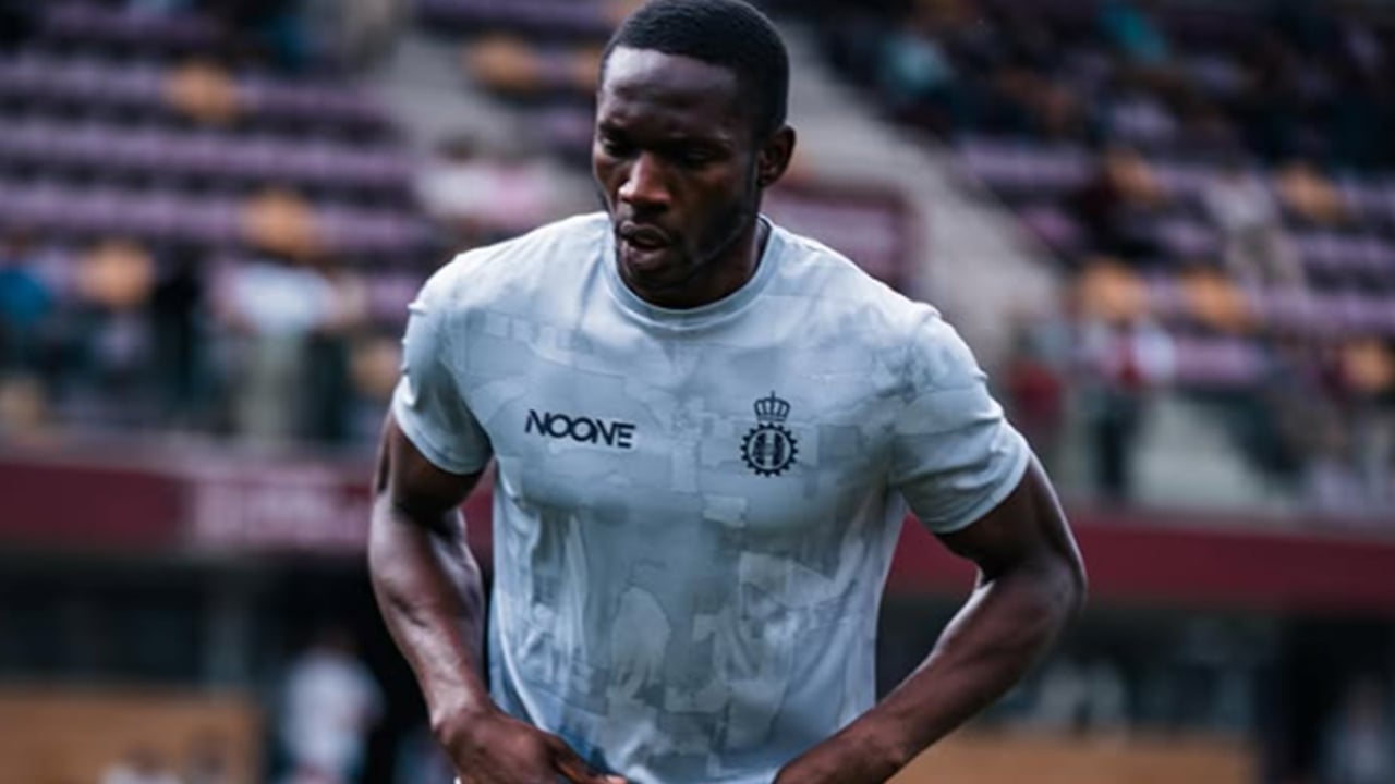 Oficial: El Real Oviedo y el Villarreal acuerdan la cesión de Chukwuma Eze