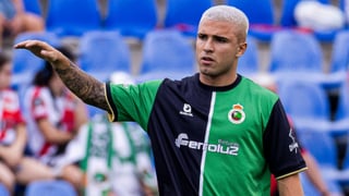 Pablo García: "Estoy con la misma ilusión y las mismas ganas que si estuviese en el Betis, estoy muy feliz en el Racing de Santander"