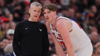 Los Chicago Bulls manejan hasta seis nombres para entregar las llaves del equipo