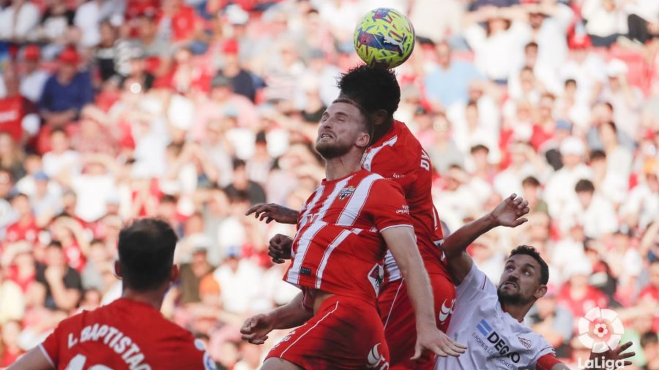 El uno a uno de los jugadores del Almería frente al Sevilla
