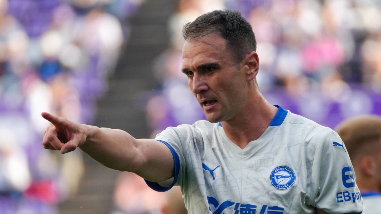 Real Valladolid 0-1 Deportivo Alavés: Kike García es de Primera