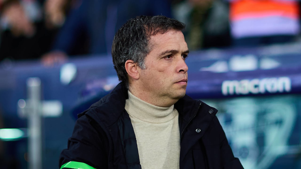 Luis Castro se muerde la lengua con la polémica entre Levante y Athletic Club