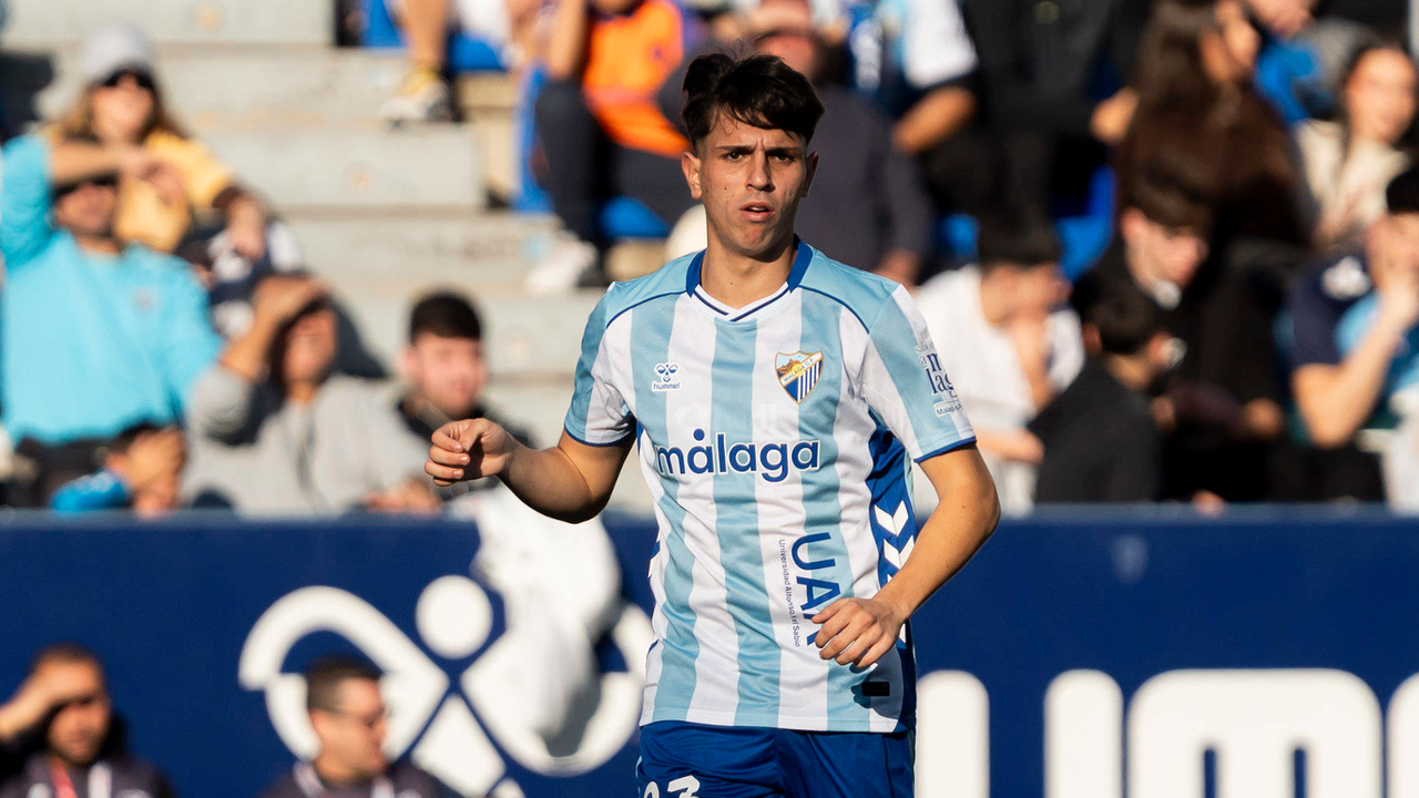 La explosión del Málaga trae que clubes de Primera se fijen en Izan Merino