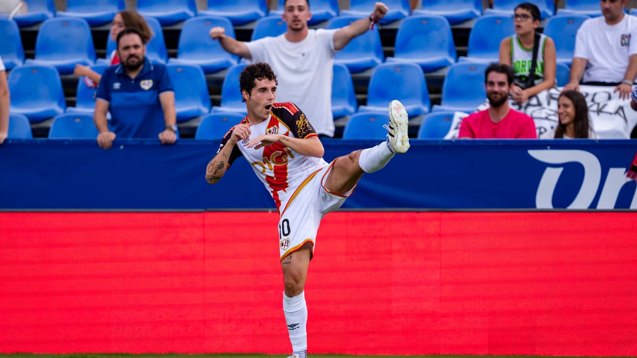 Rayo Vallecano 3-2 Racing de Santander: Camello remonta y firma la primera victoria de Beñat San José