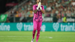 Álvaro Valles y la mentalidad del vestuario del Betis: "﻿El equipo es consciente del año tan bonito que nos viene"
