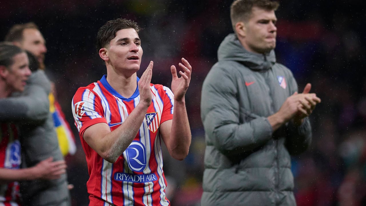 La IA predice el balón de oro para Julián Álvarez