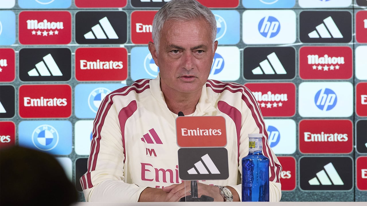 Mourinho: "El Balón de Oro no está en el PSG ni en España, es otro y todos sabemos quién es"