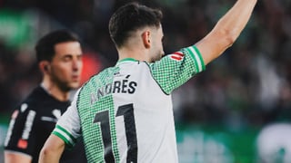 Así queda la clasificación de LaLiga Hypermotion, tras la victoria del Racing y el empate de Valladolid en la jornada 27 de Segunda división