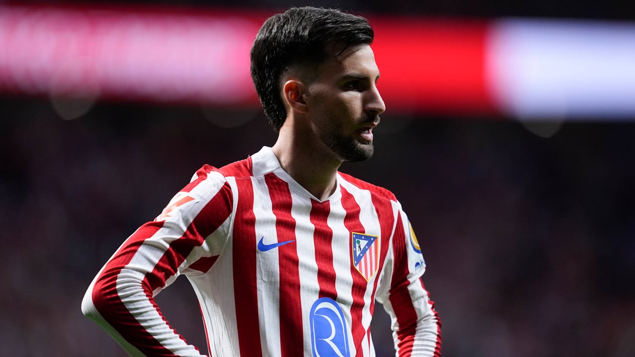 Álex Baena, sincero sobre su rendimiento: "Me iba a costar adaptarme, me está costando un poco más de lo normal"