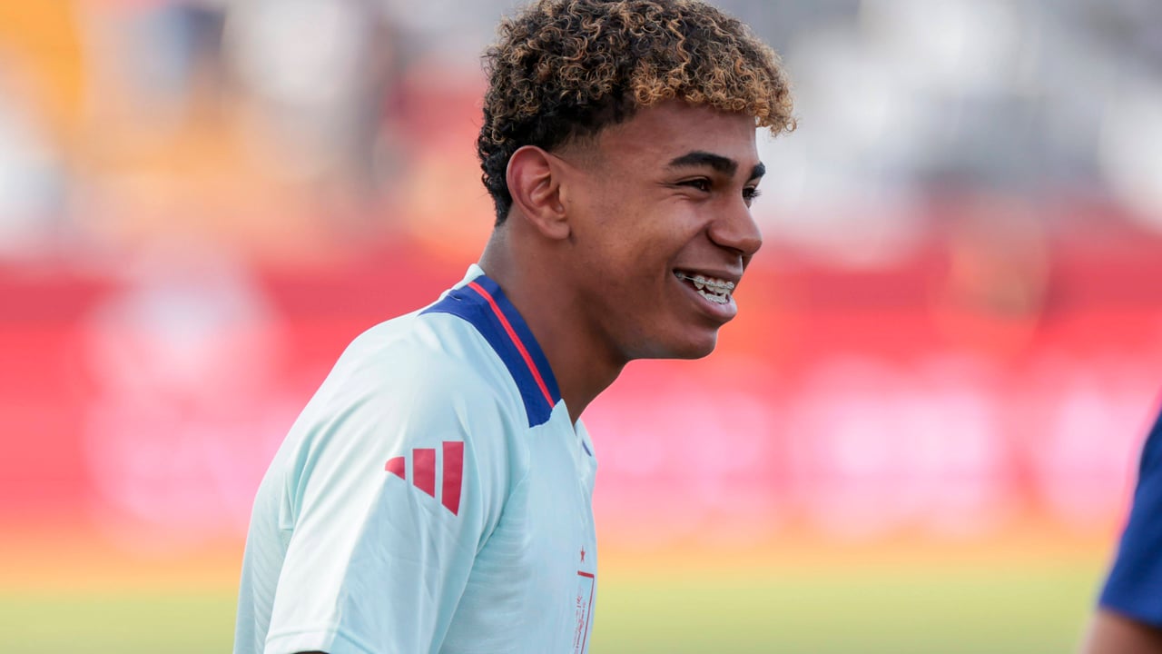 Lamine Yamal se baja