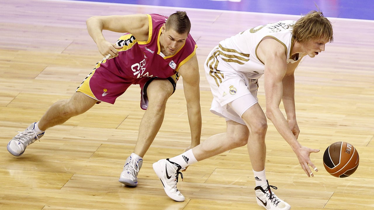 Kyle Singler, exjugador del Real Madrid, ya no puede más: "Mi vida corre peligro"