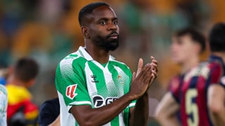 Bakambu da media vuelta para regresar a LaLiga: salió a coste cero del Betis y ahora negocia con el Levante 