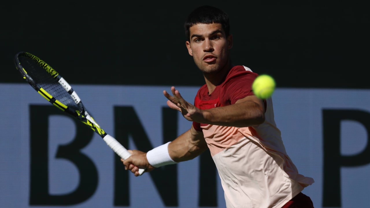 Carlos Alcaraz comete su error más grave en Indian Wells y dice adiós