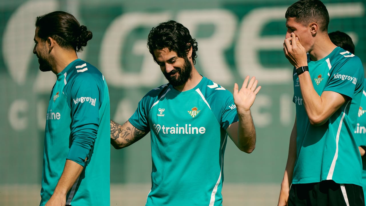 Cinco bajas y un lío confirmado en la lista del Betis para Braga