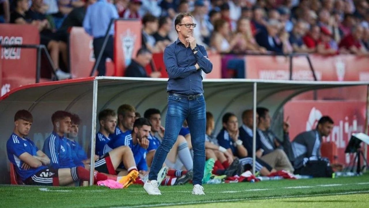 Joseba Etxeberria no seguirá al frente del Mirandés