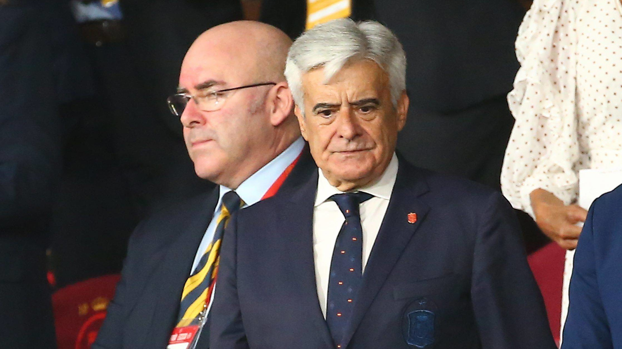 Pedro Rocha se aparta de Luis Rubiales