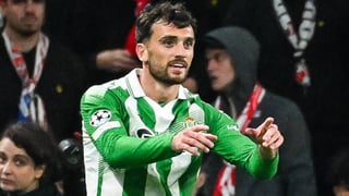 El Betis toma cartas en el asunto con Troy Parrott y responde públicamente al Tottenham para espantar rumores