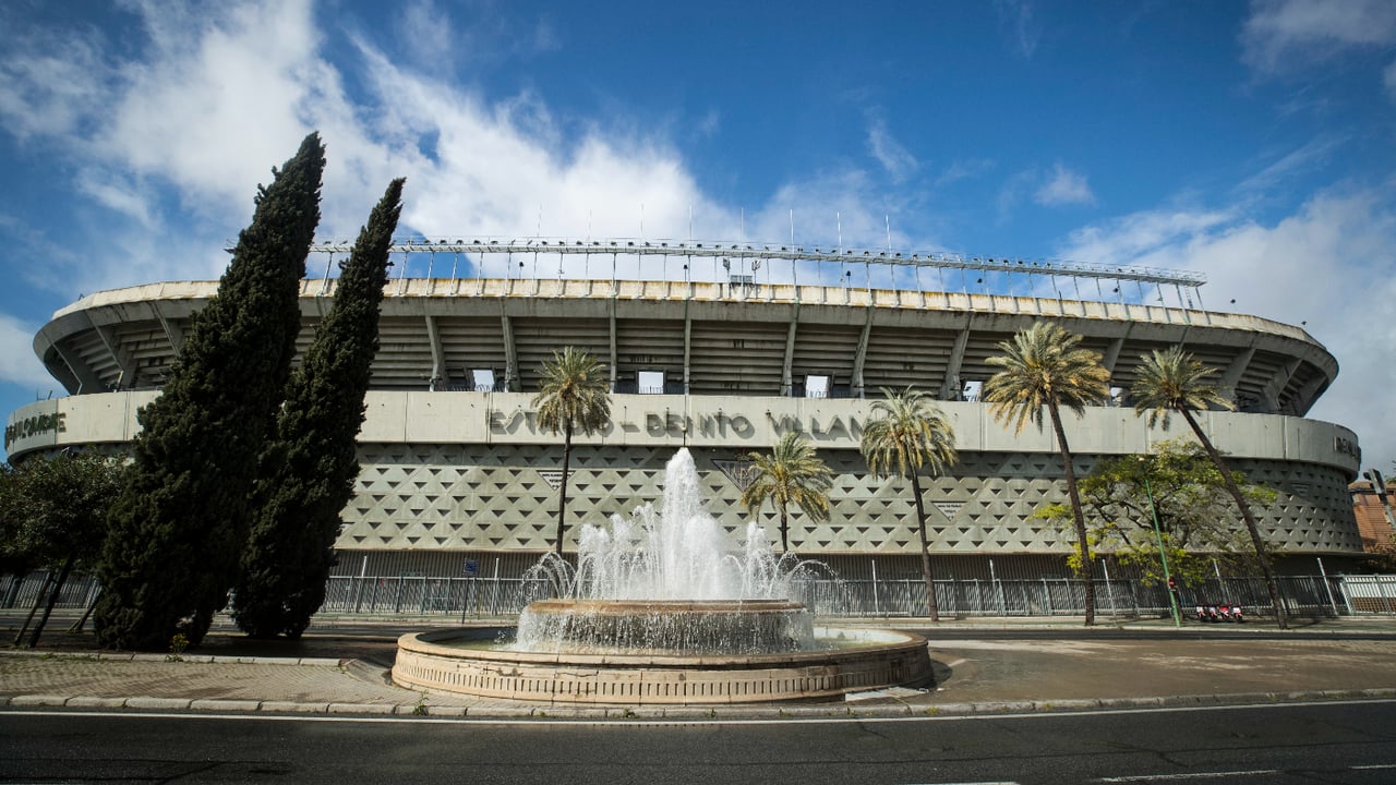 El día que Lopera evitó que el presidente del Sevilla comprase el estadio Benito Villamarín