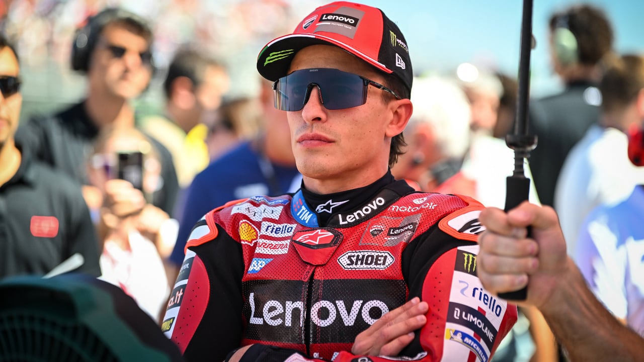Samuel Antuña, el médico de Marc Márquez, desvela la secuela que padece ya de por vida el piloto: "Si fuese Alcaraz ya se habría retirado"