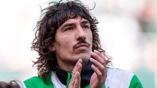 Hacen falta más jugadores como Héctor Bellerín: no se corta con la homosexualidad en el fútbol