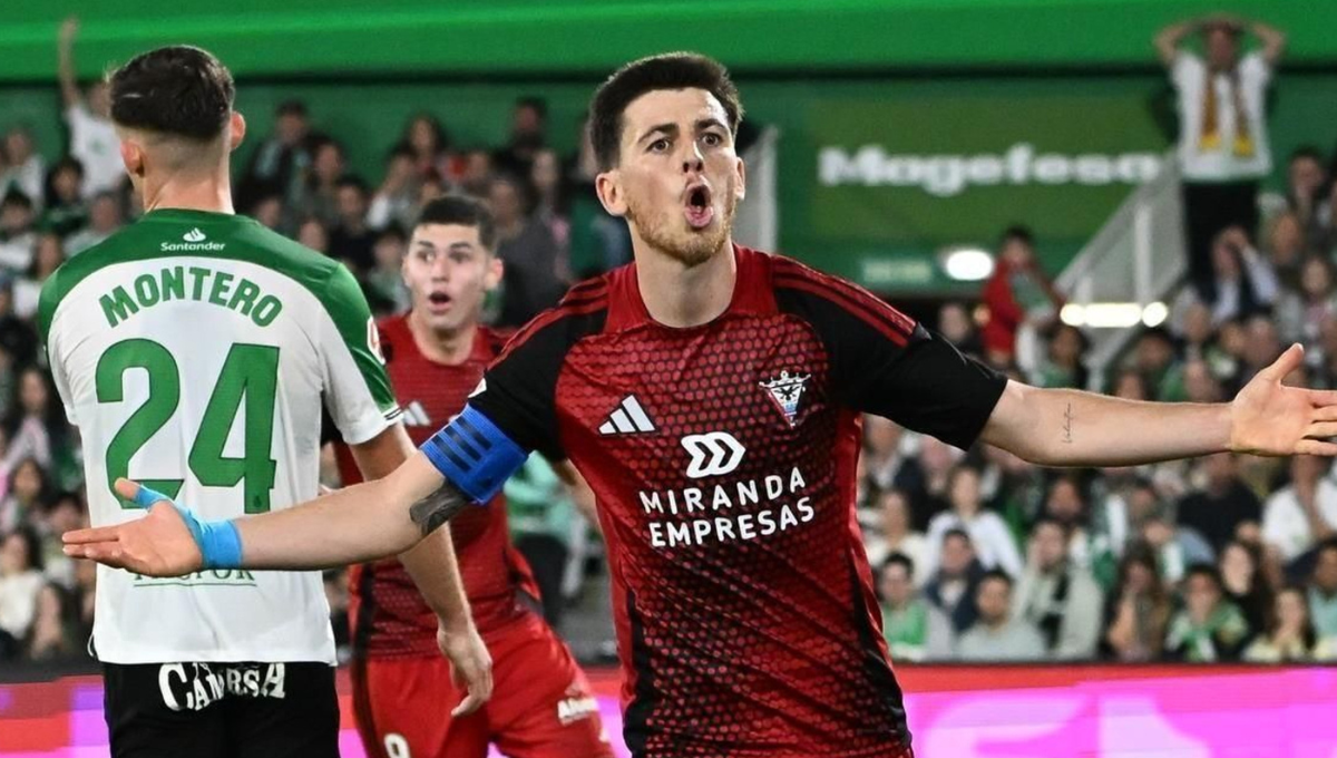 Quiere fichar a Alberto Reina y a Pablo Tomeo