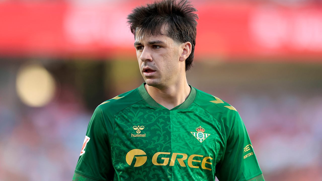 Complicación para el Betis con la salida de Petit: su principal pretendiente le cierra la puerta