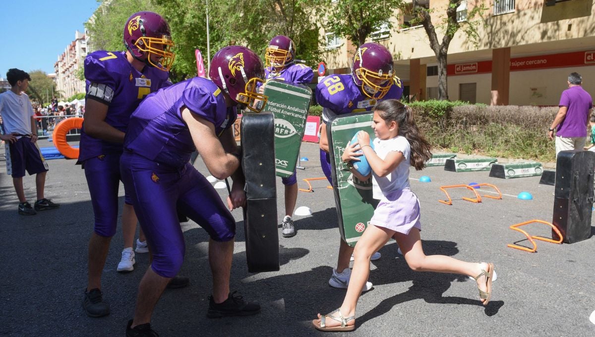 Calle Deporte llega a Cerro-Amate y Distrito Norte