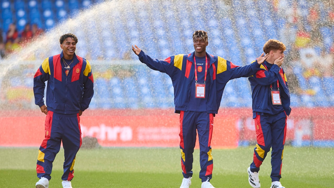 De la Fuente confirma que Lamine Yamal, Nico Williams y Víctor Muñoz están disponibles para el debut de España