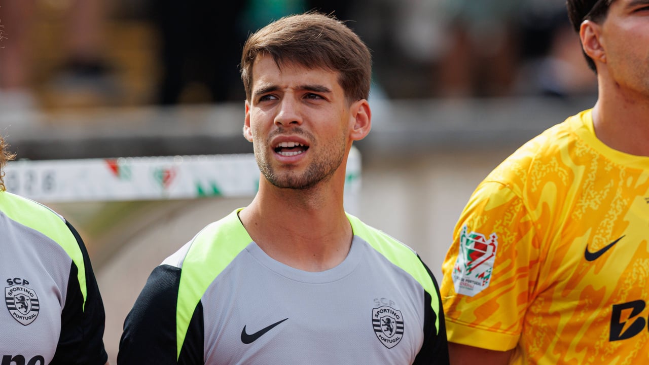 Colocan al Valencia tras los pasos del centrocampista del Sporting de Portugal Daniel Bragança
