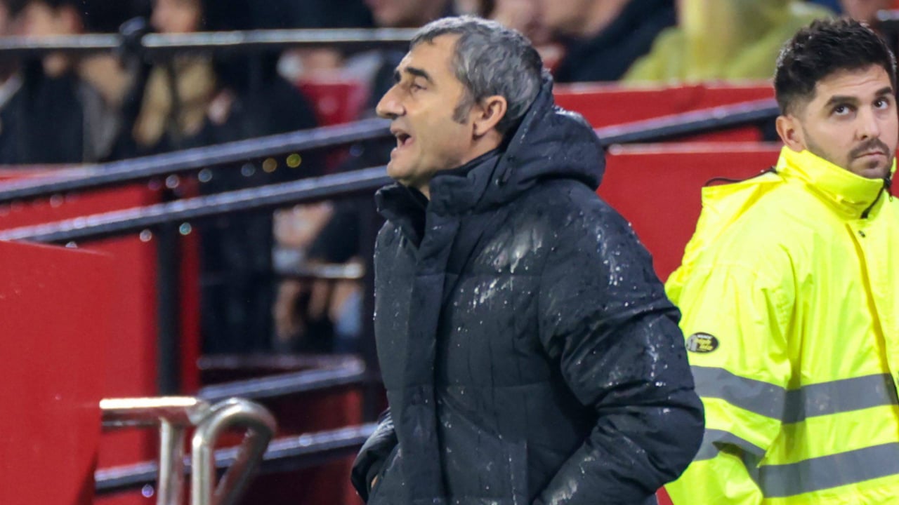 Valverde pone los pies en el suelo y no habla de Champions