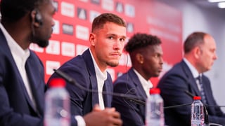 Stassin señala la única frustración de su debut, explica una anécdota con Correia y promete marcar "muchos goles" para poner al Sevilla "en el lugar que merece"  