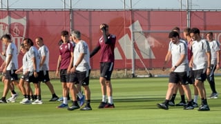 Stassin y Fran González protagonizan la sesión previa del Sevilla a la visita de Emery