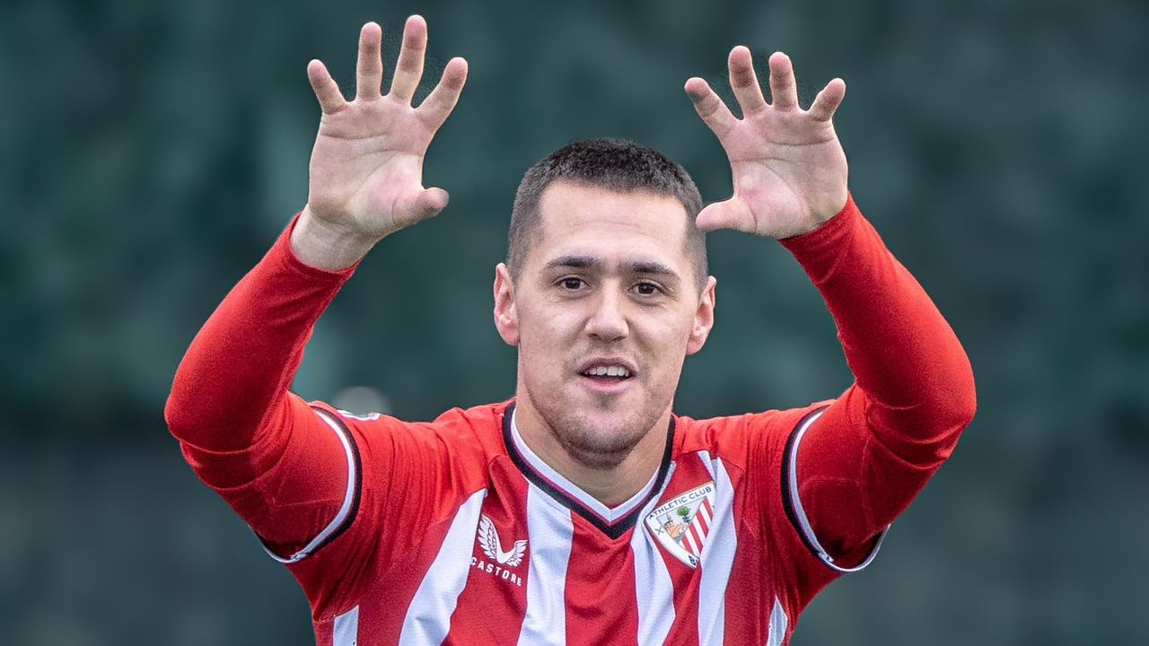 La delantera del Athletic tiene Plan A, B, C... pero no Izeta