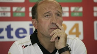 Lotina, a ESTADIO Deportivo: "Es posible que ahora se mueva algo en Japón"