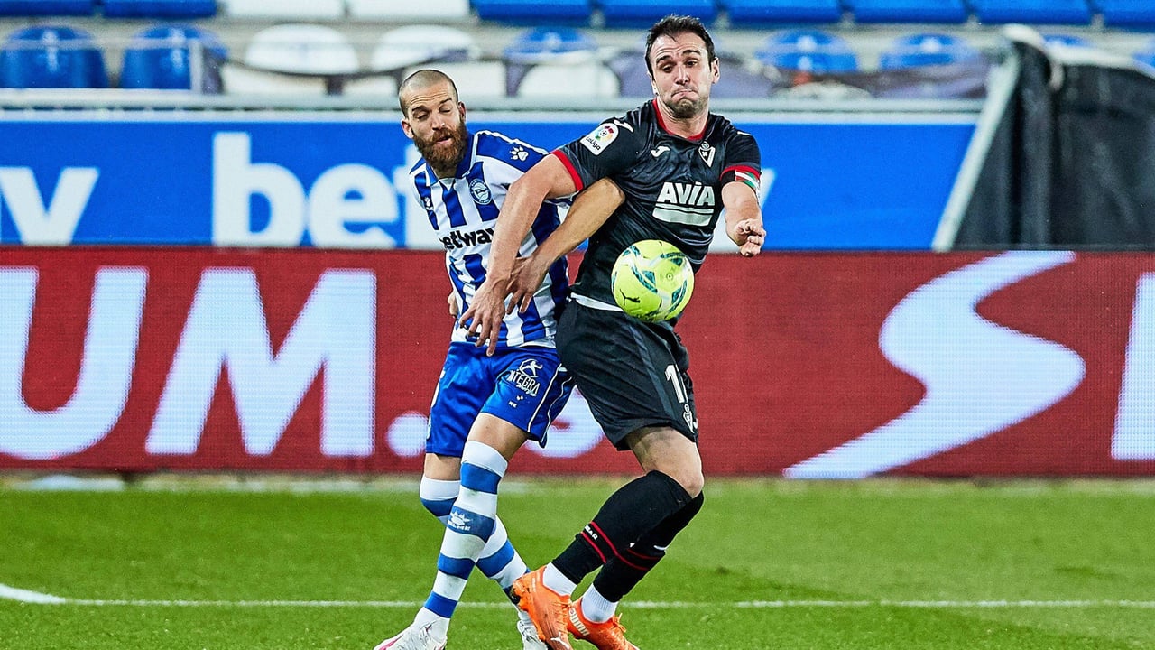 Alavés y Eibar cierran un trato