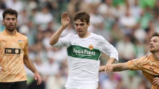 Elche, Celta y Espanyol ven que se complica Aleix Febas: emerge la Fiorentina