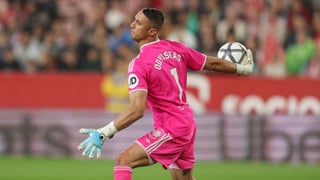 El Newcastle se cierra en banda con Vlachodimos, que saldrá al mejor postor