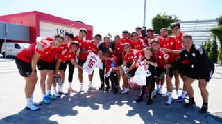 El bonito gesto de la plantilla del Sevilla FC en este 2 de abril, Día Mundial de Concienciación sobre el Autismo
