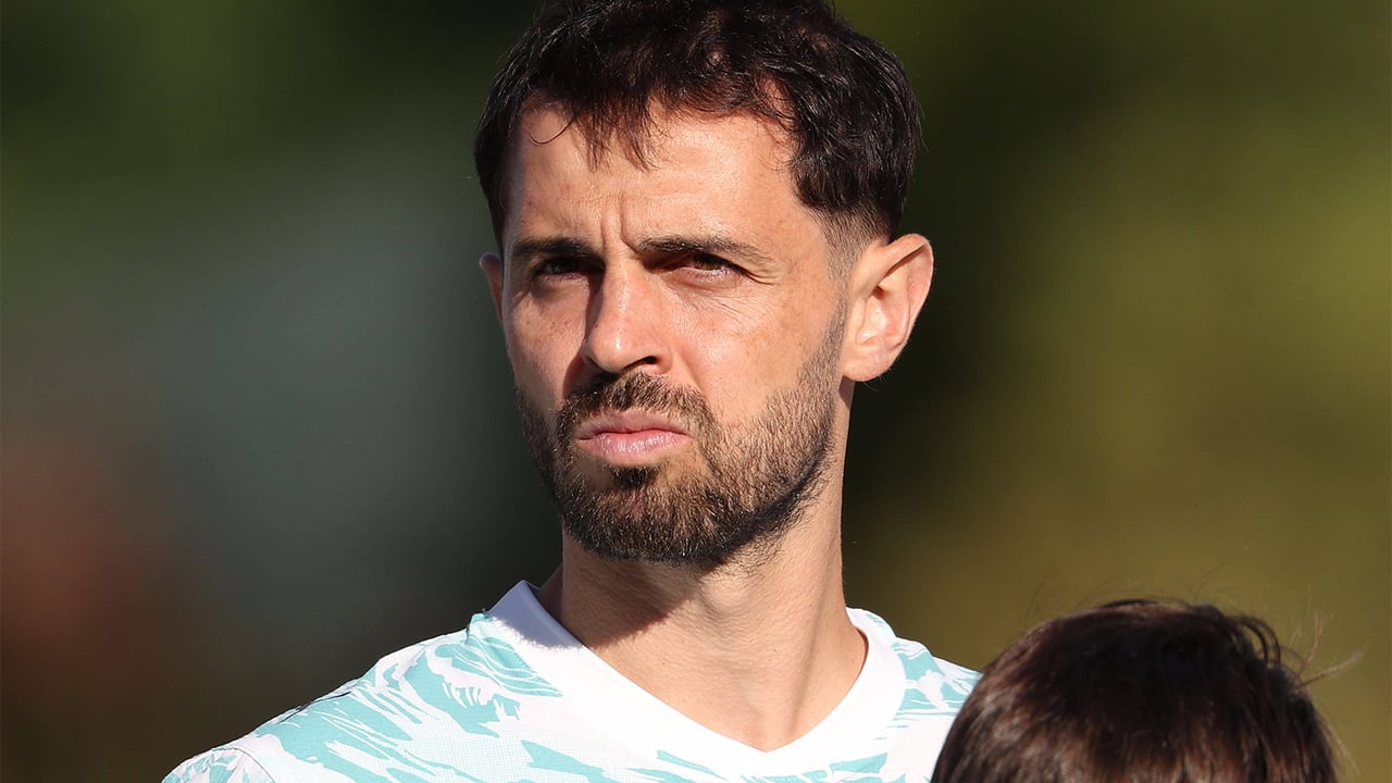 La subasta por Bernardo Silva pierde a uno de sus tres pujantes: el Barça se retira