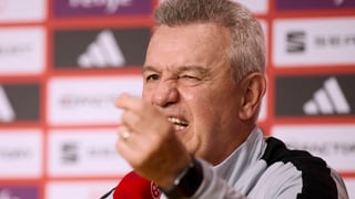 Javier Aguirre se pone manos a la obra con el Valencia: "¿Último baile? Lo que diga Silvia, que es la que manda"