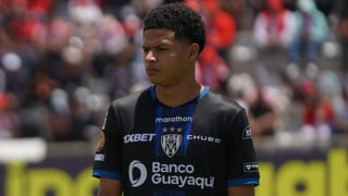 Drama absoluto con Patrik Mercado: se confirma la gravísima lesión del flamante fichaje del Sevilla FC 