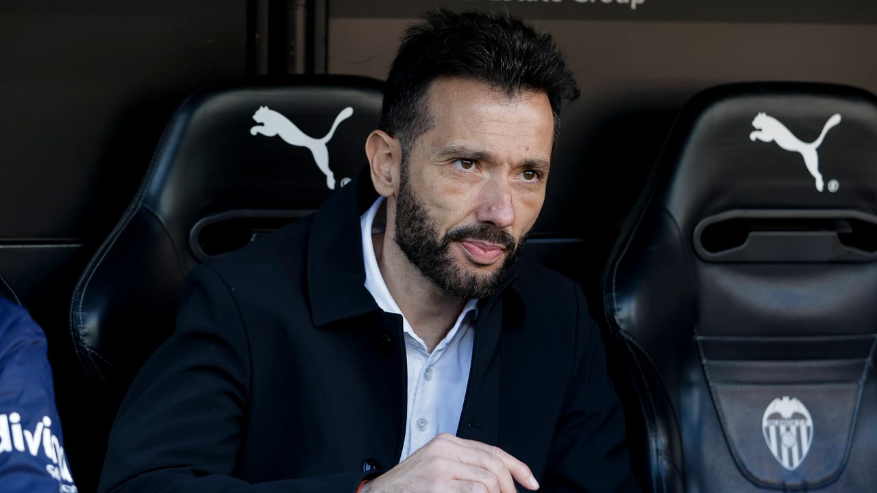 Corberán confirma la baja de dos titulares para visitar al Sevilla y aclara el estado de Renzo Saravia, que podría debutar