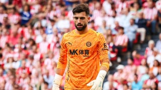 Sivera, portero del Alavés, deja la puerta abierta para su fichaje por el Valencia: "Para mí sería un honor"