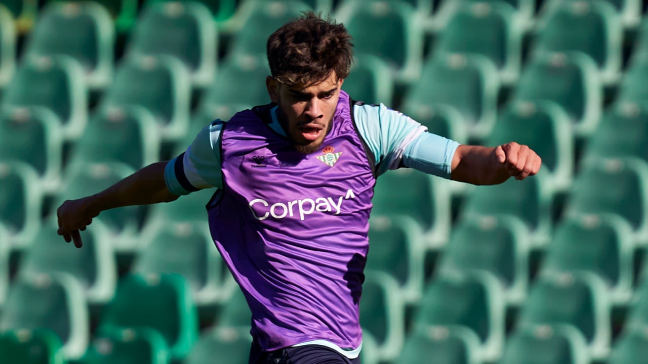 Pellegrini recupera a Isco Alarcón pero no a Rui Silva