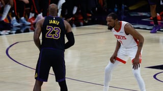 LeBron James pone la directa y deja a Kevin Durant al borde de las vacaciones