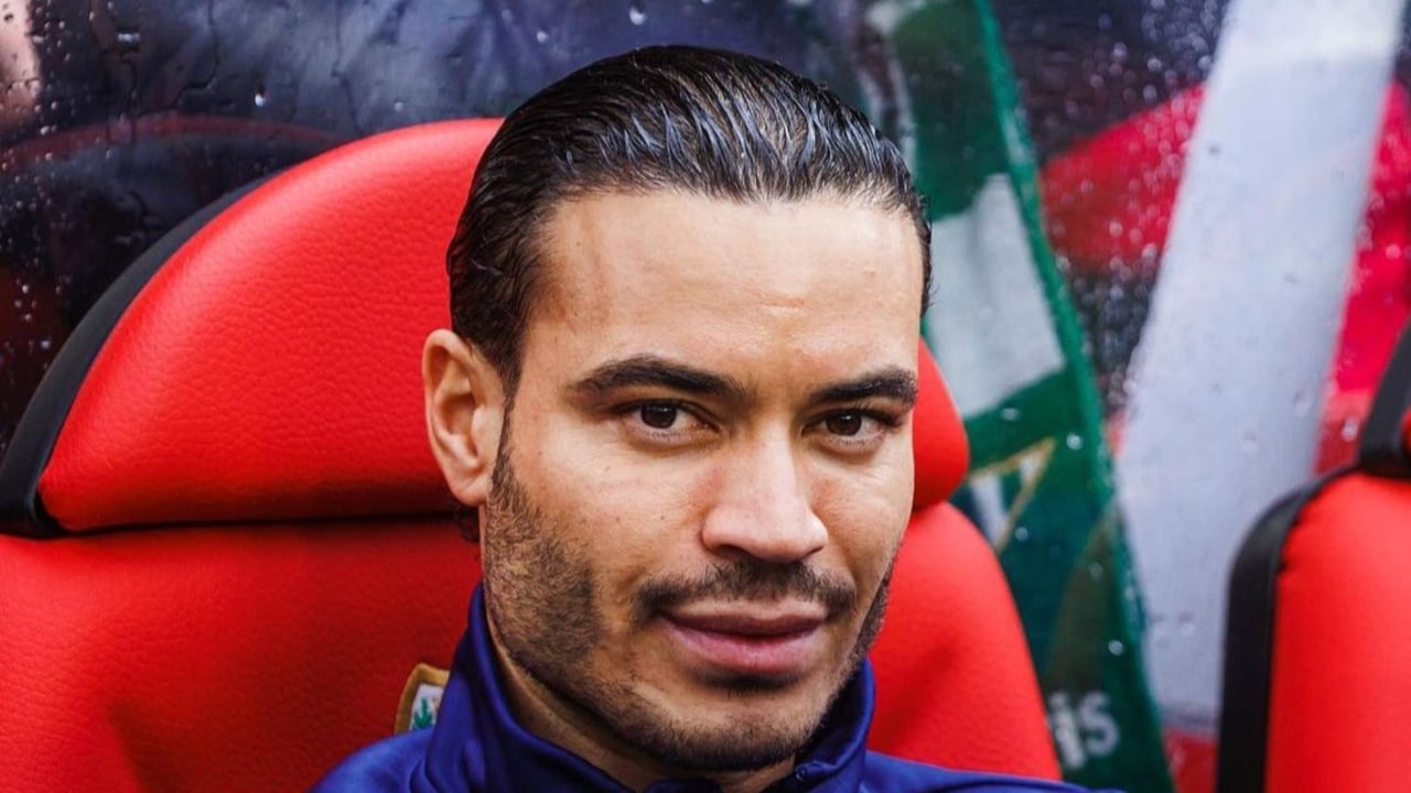 Raúl de Tomás como Carlos Sainz