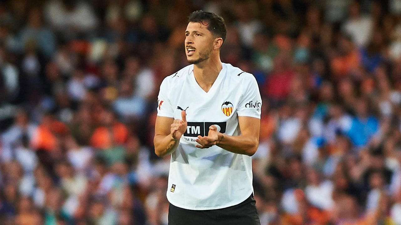 Guido Rodríguez lanza nuevos guiños al Betis, que le da un sitio en su plan